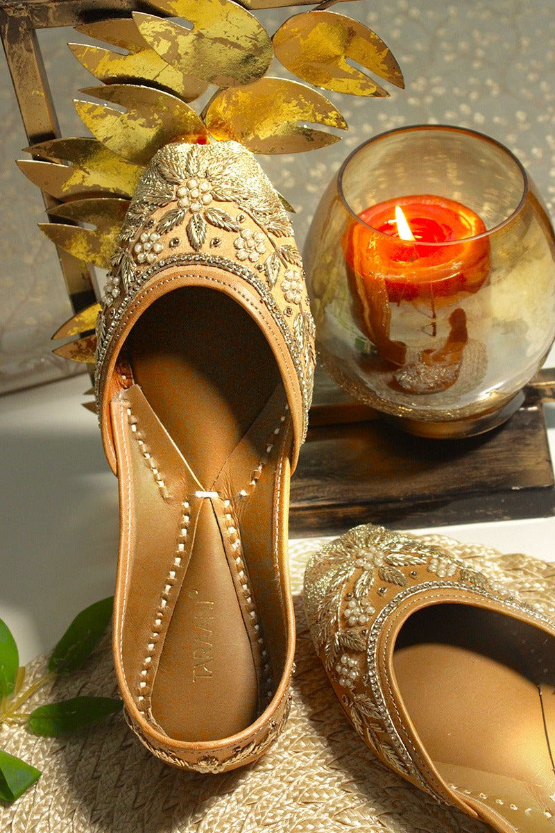 Ivory Gilded Bloom